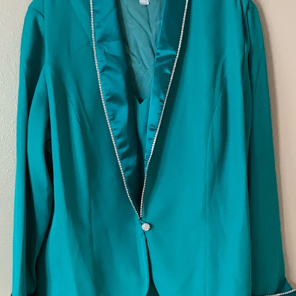 2 piece ensemble - Picture 3 of 3